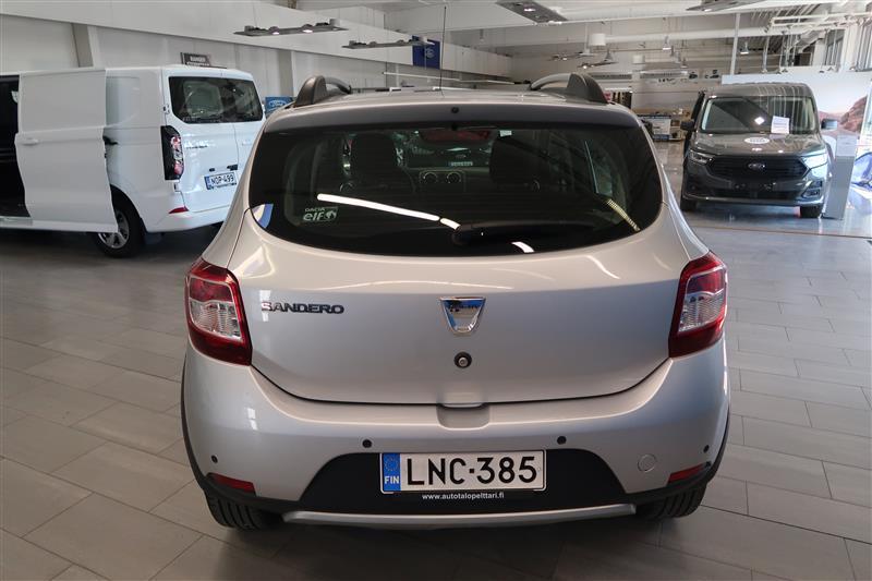 Dacia Sandero 2016, kuva 6/12