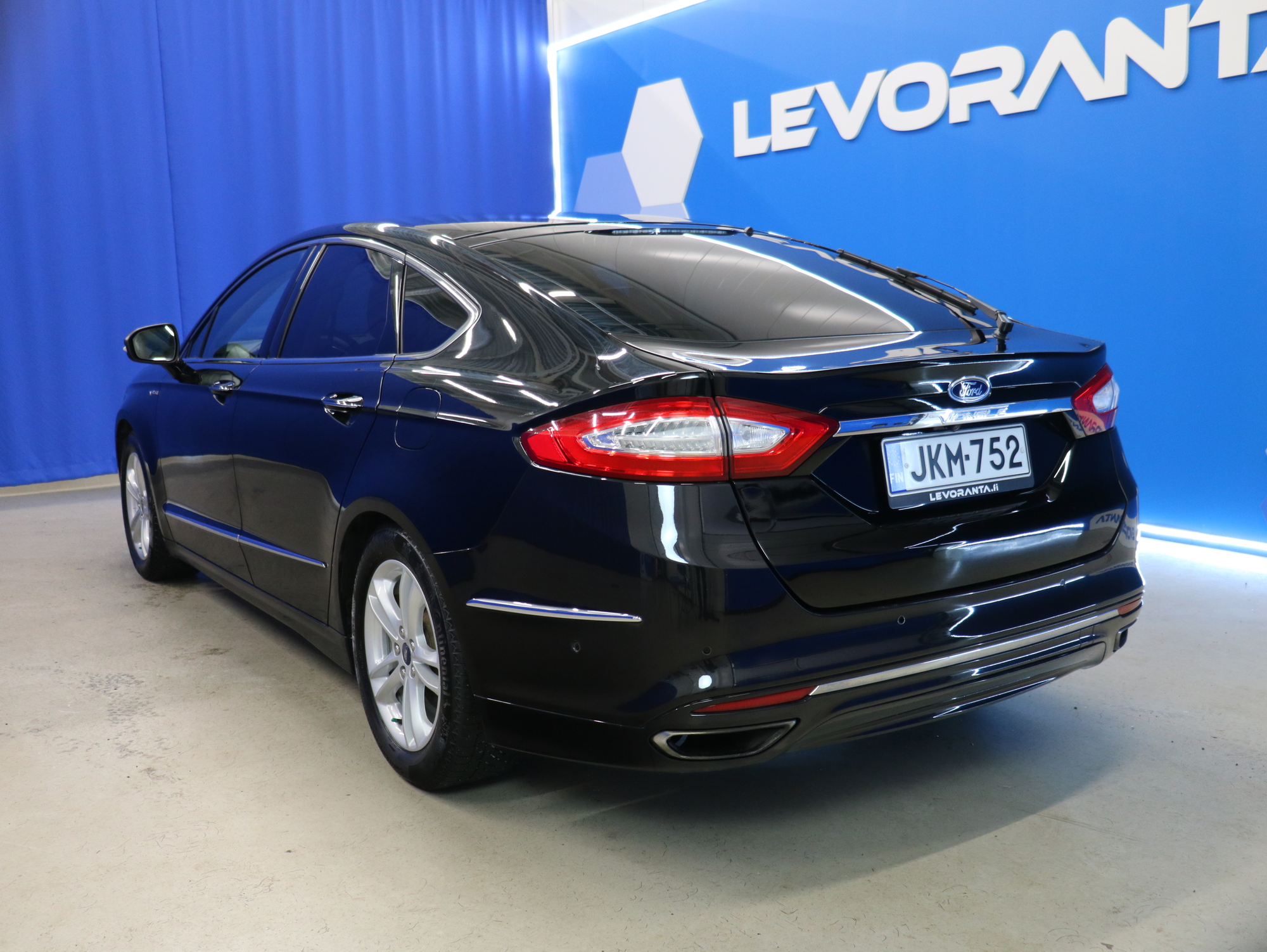 Ford Mondeo 2,0 EcoBoost 240hv A6 5D 2017, kuva 5/38