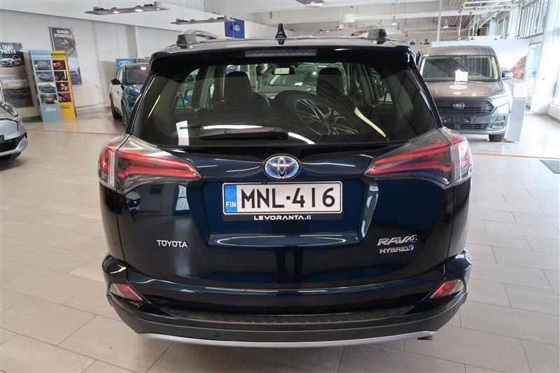 Toyota RAV4 2018, kuva 6/16