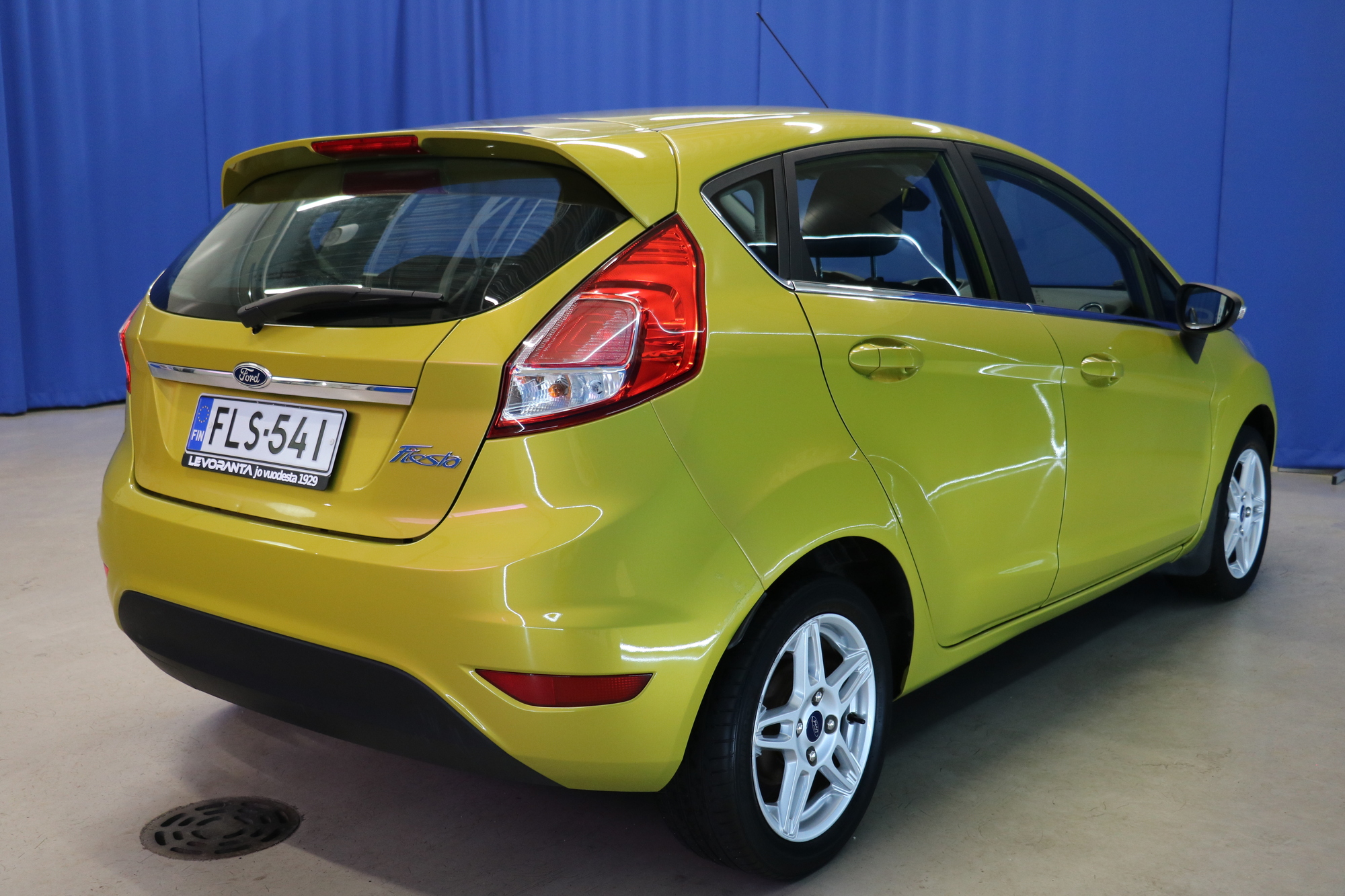 Ford Fiesta 2015, kuva 6/20