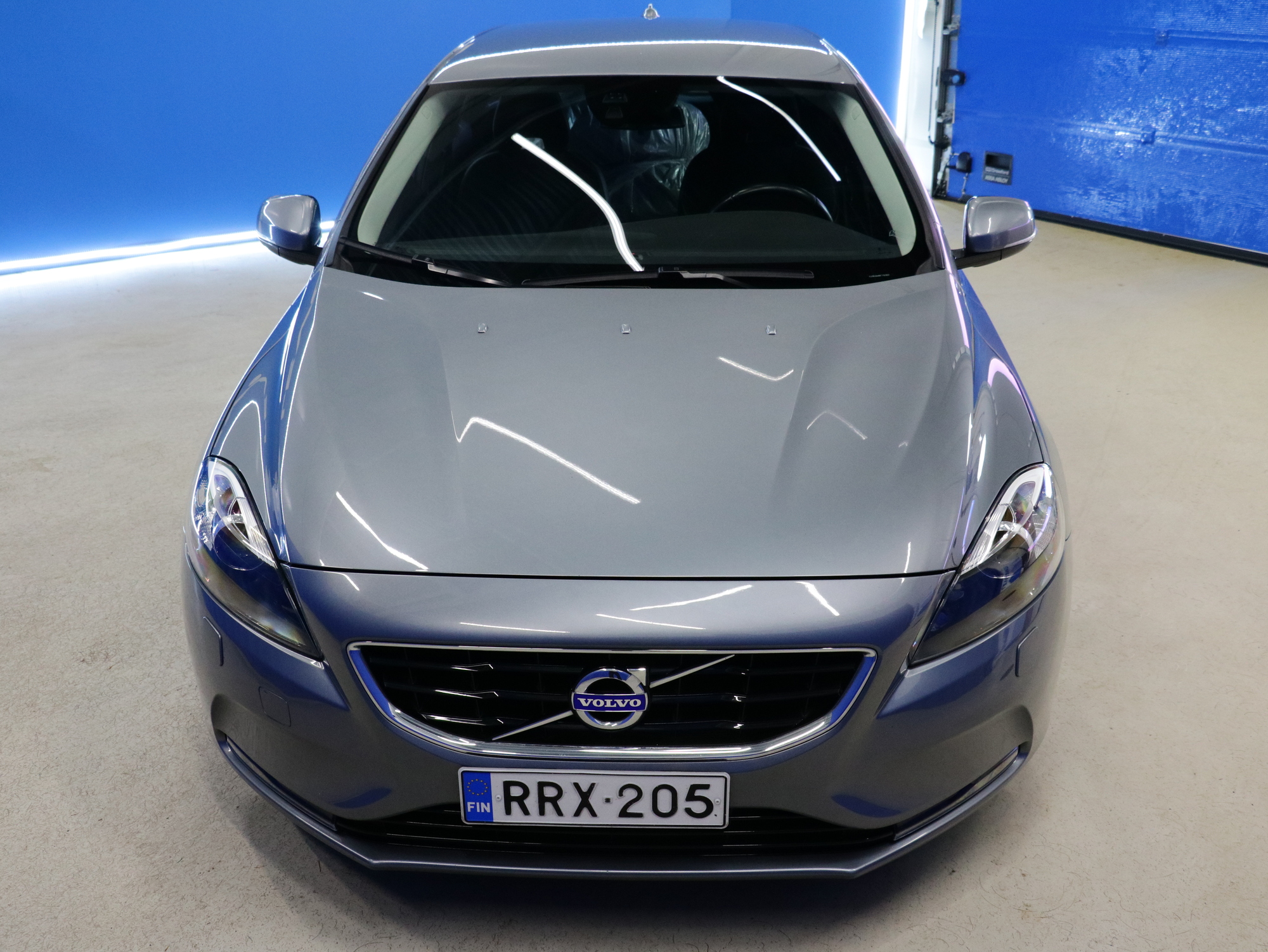Volvo V40 D2 Business aut 2015, photo 2/20