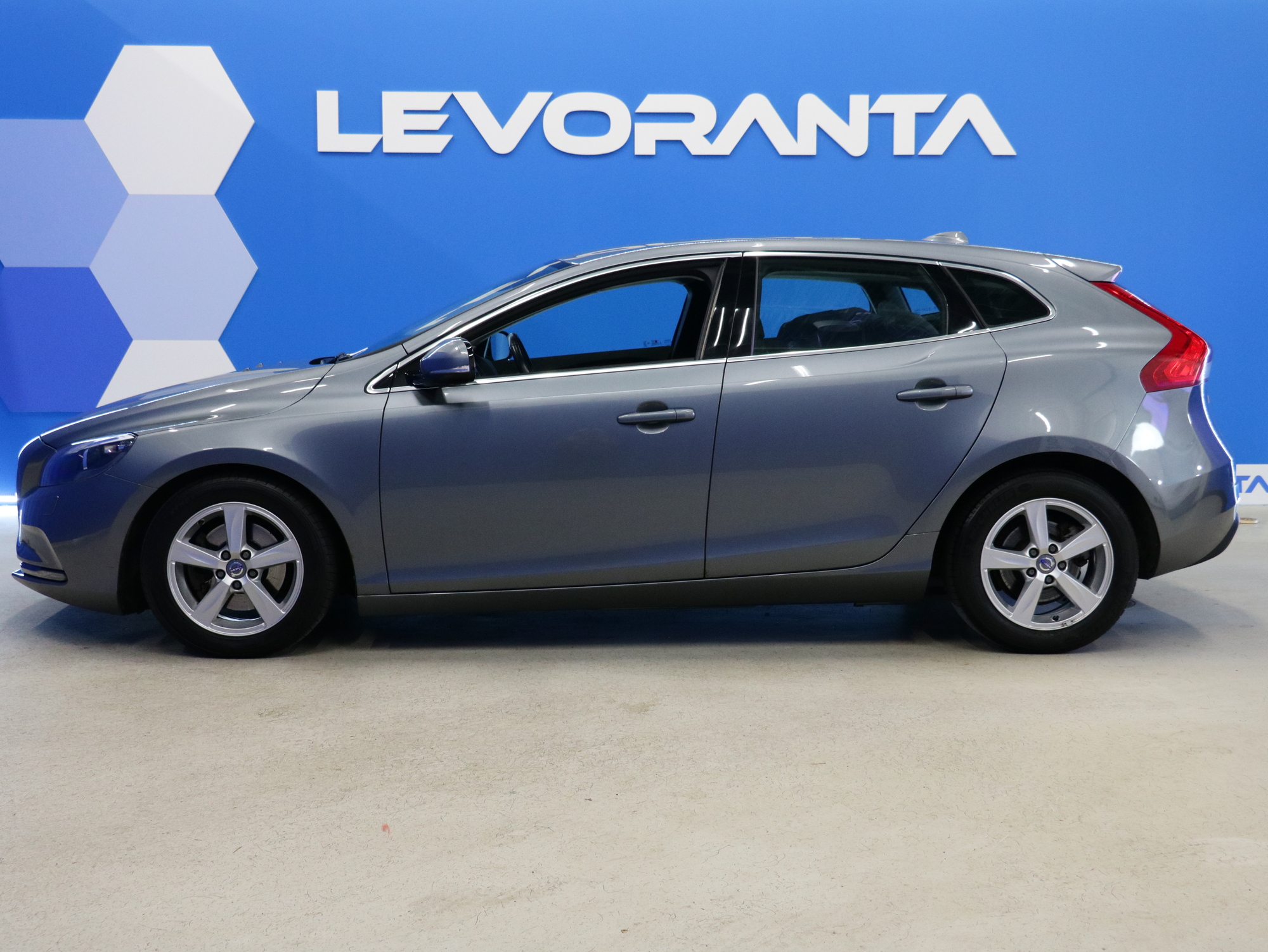 Volvo V40 D2 Business aut 2015, photo 3/20