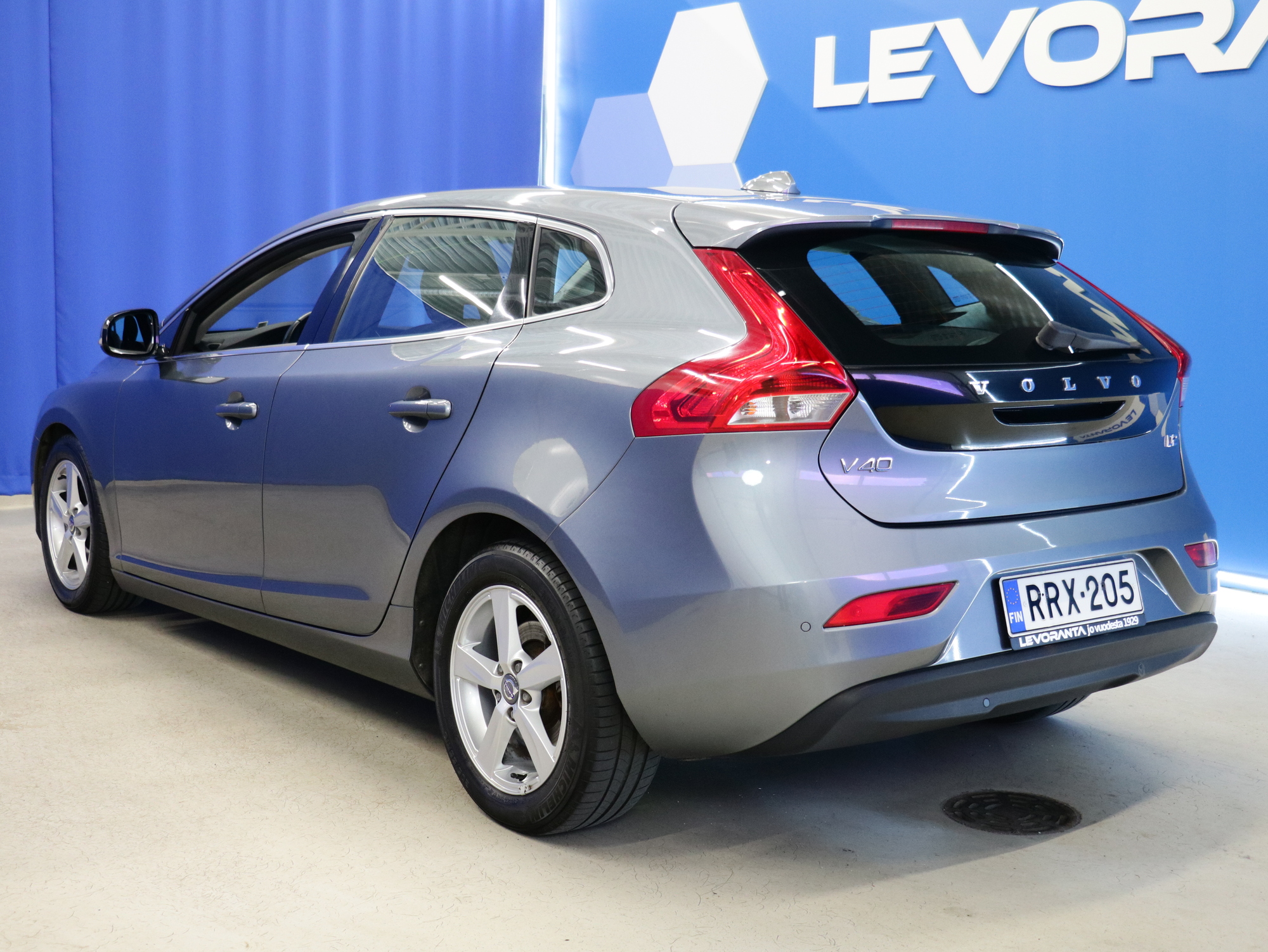 Volvo V40 D2 Business aut 2015, photo 4/20