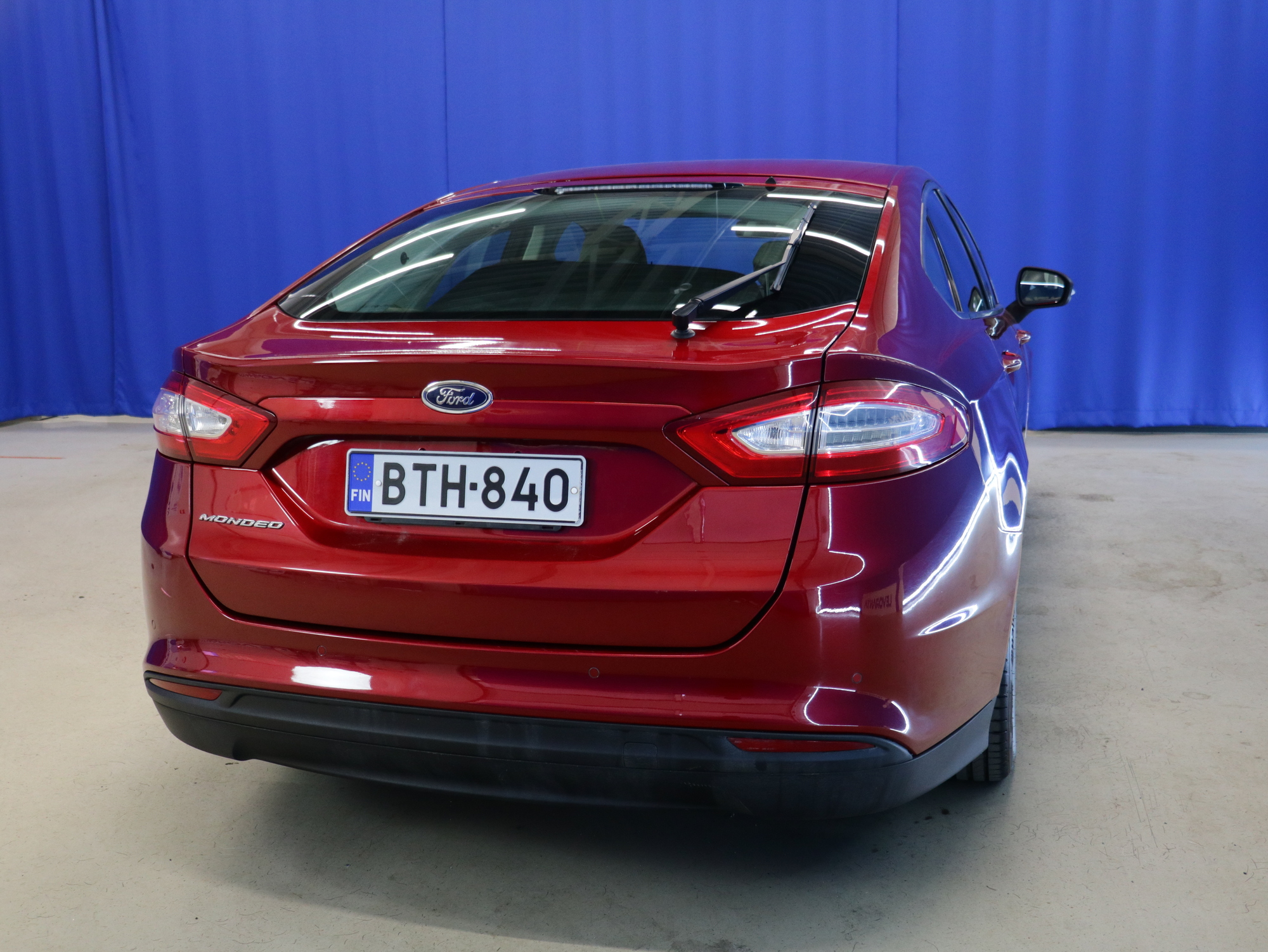 Ford Mondeo 1,6 TDCi 115hv M6 Trend 5D 2015, photo 6/31