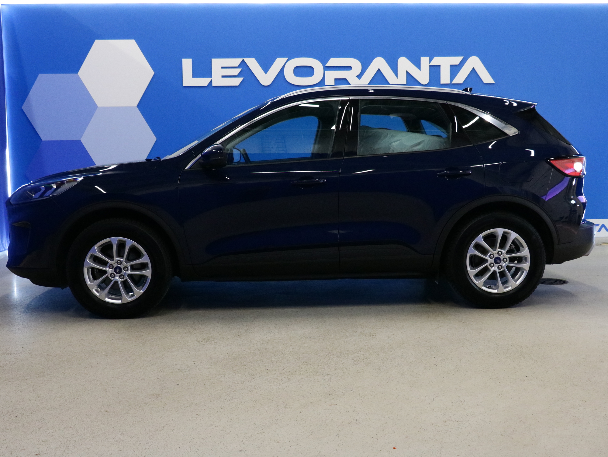 Ford Kuga 2022, kuva 3/28