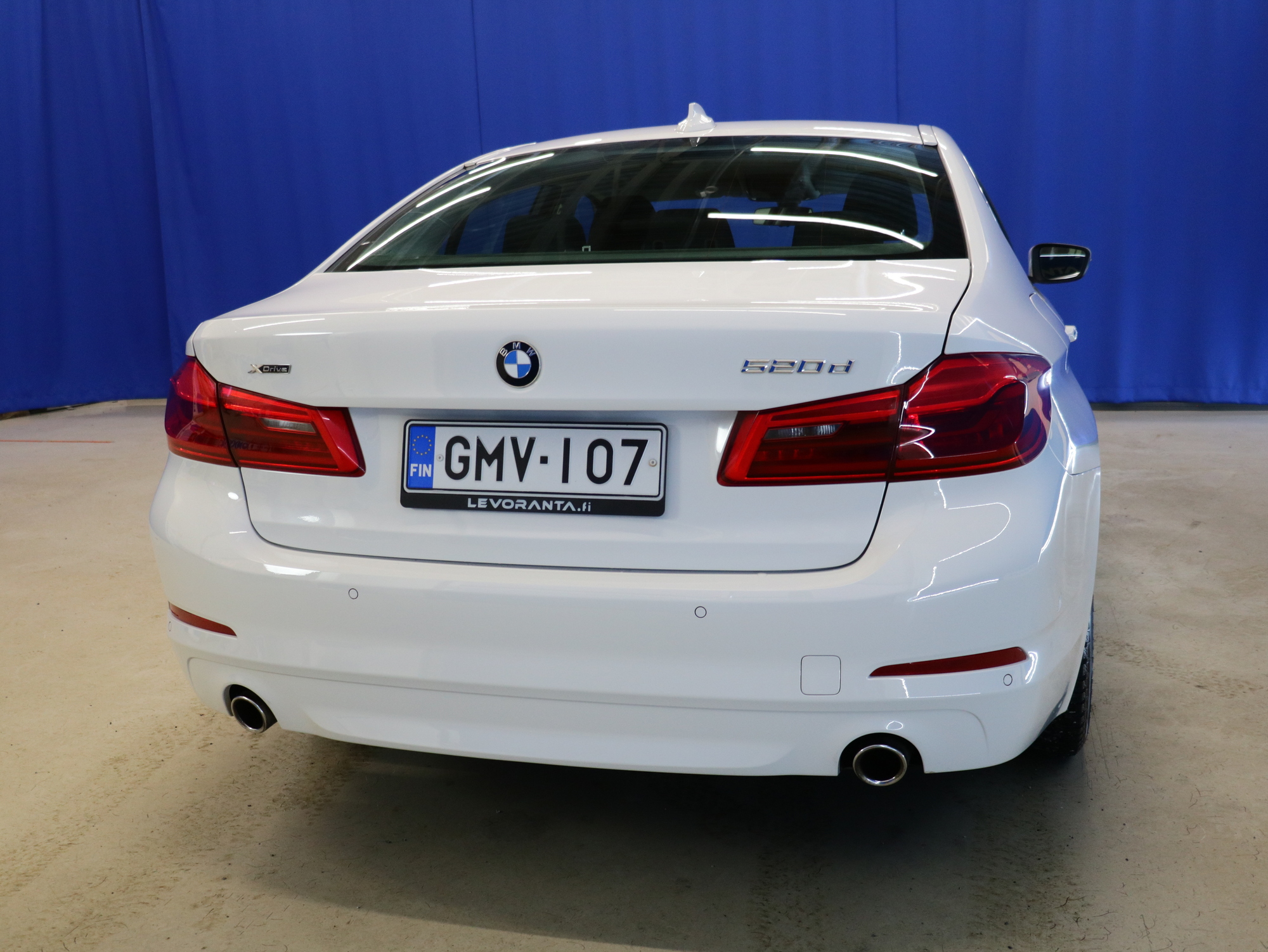 BMW 520 2018, kuva 6/33