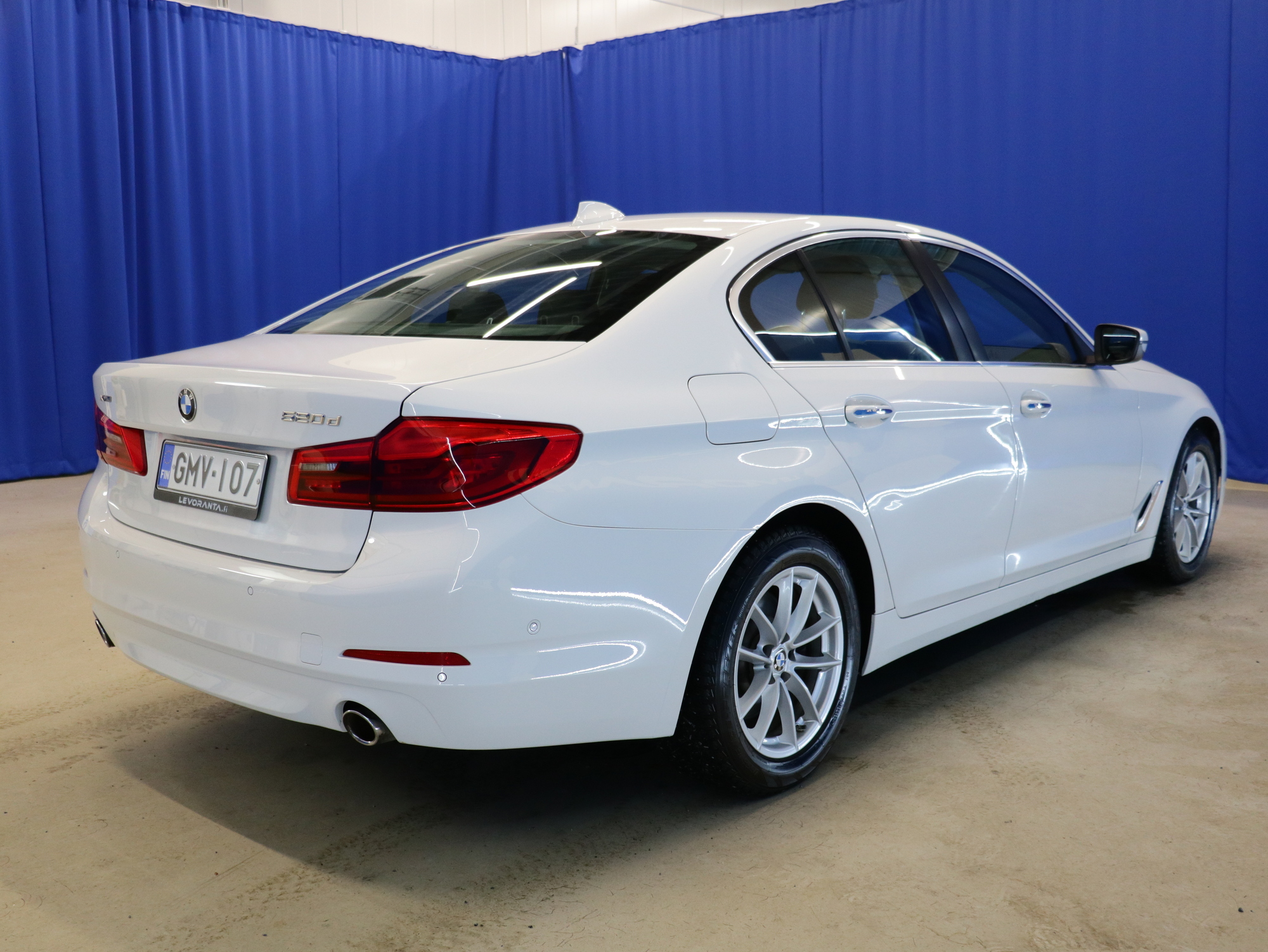 BMW 520 2018, kuva 7/33