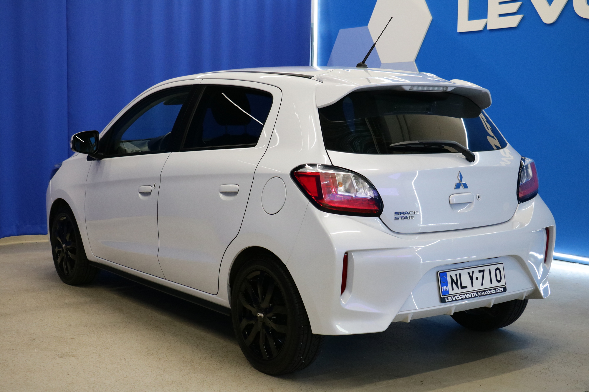 Mitsubishi Space Star 2021, photo 4/23