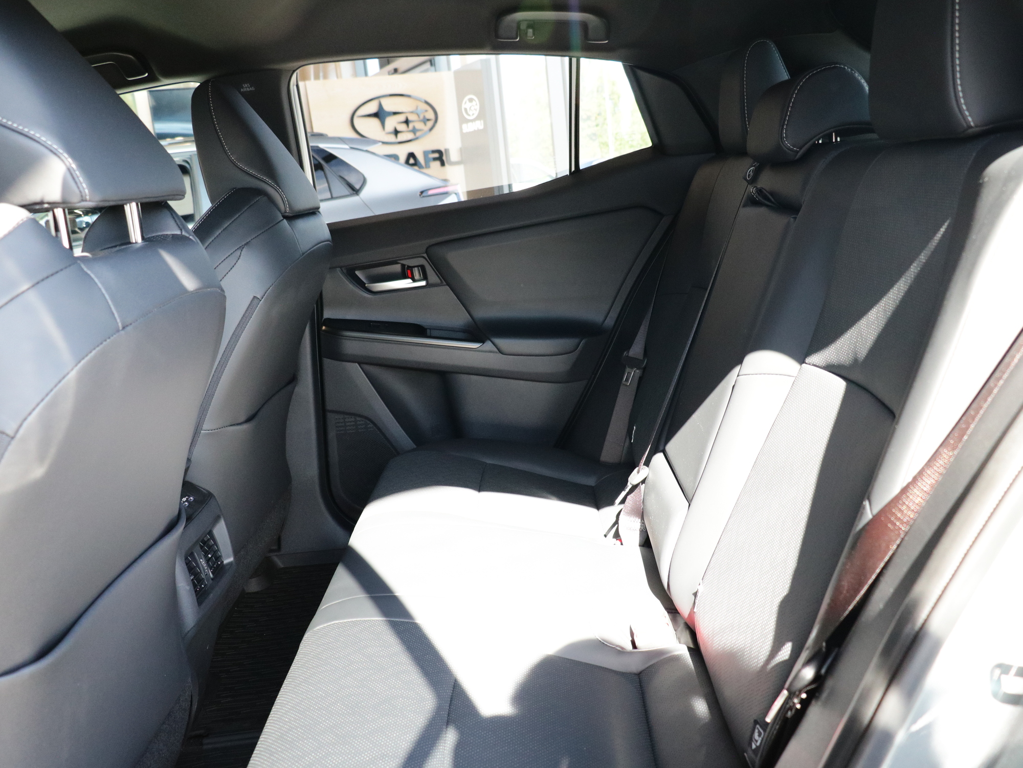 Subaru Uncharted Limited FWD 2026, kuva 6/20