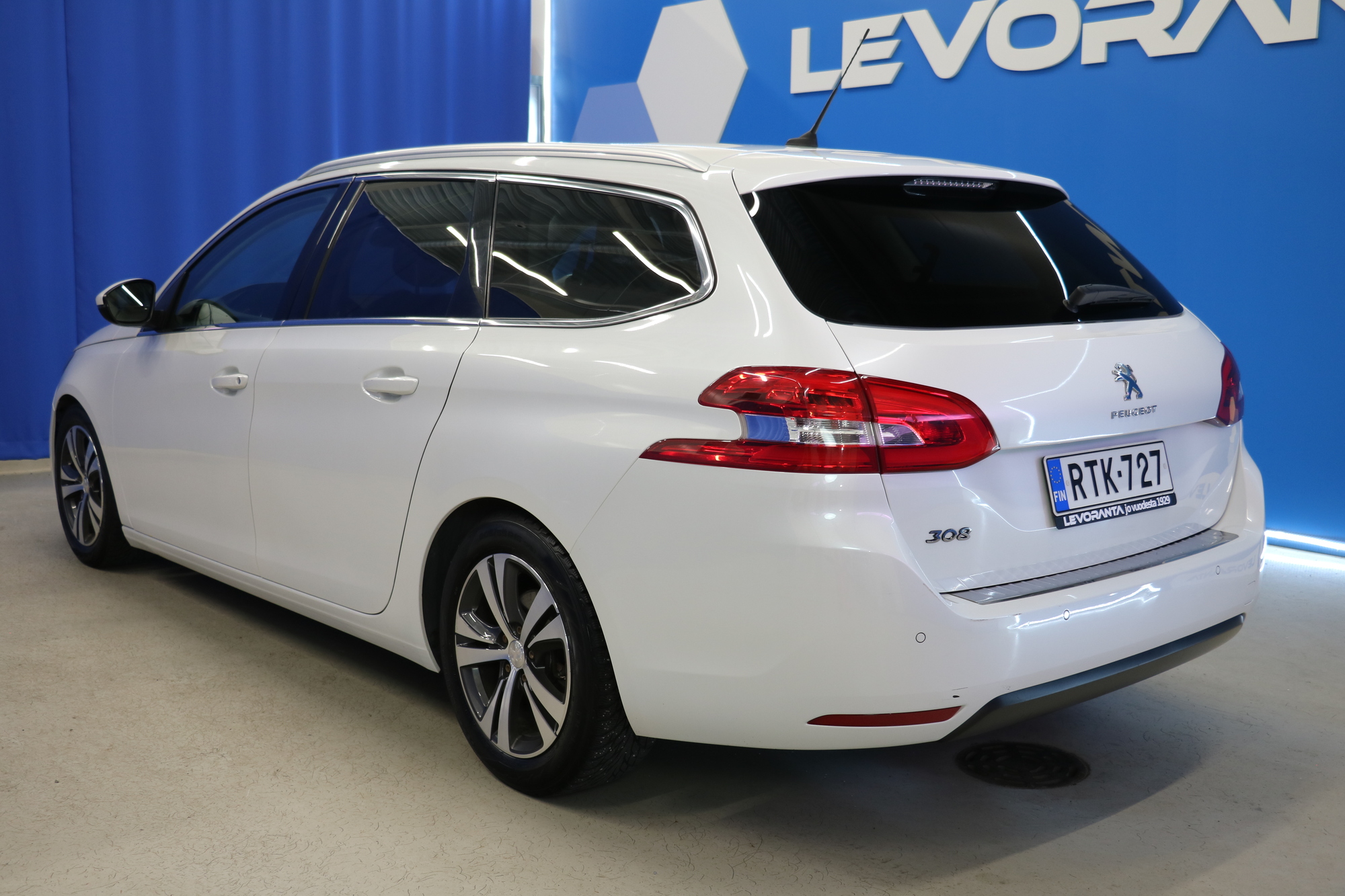Peugeot 308 2018, photo 4/20