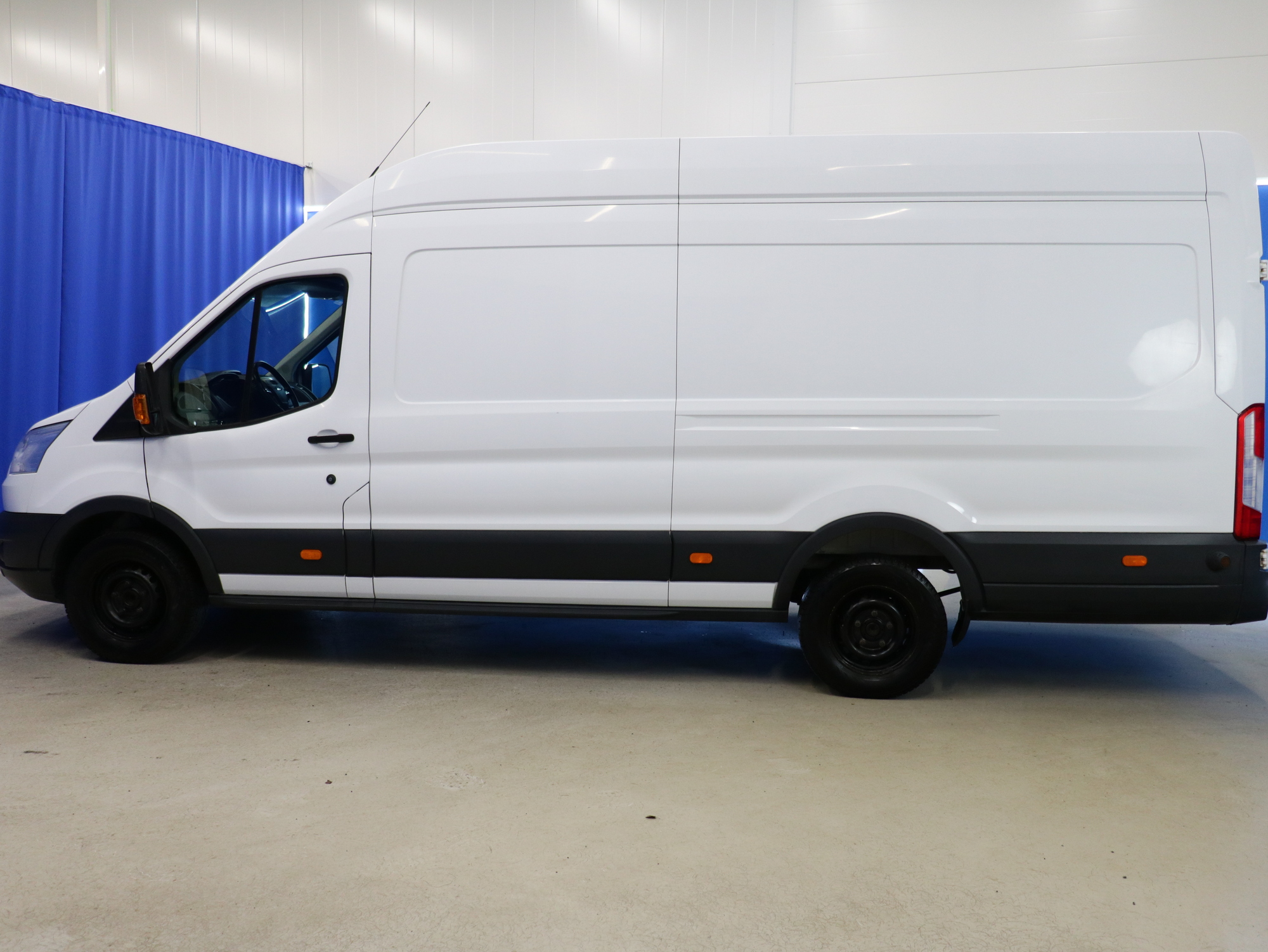 Ford Transit 2017, kuva 4/23