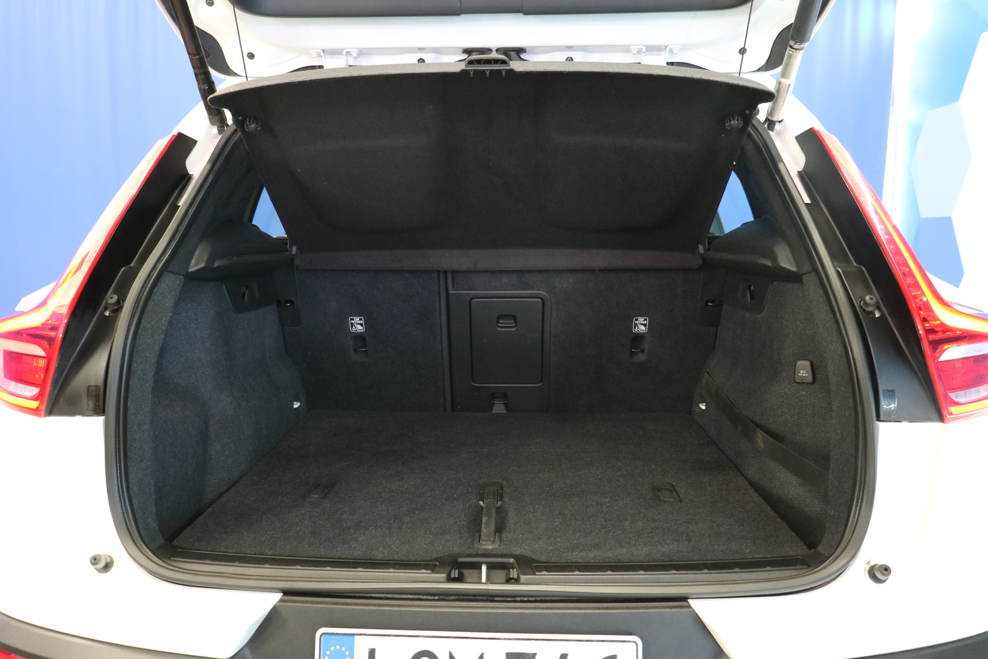 Volvo XC40 2018, kuva 7/23