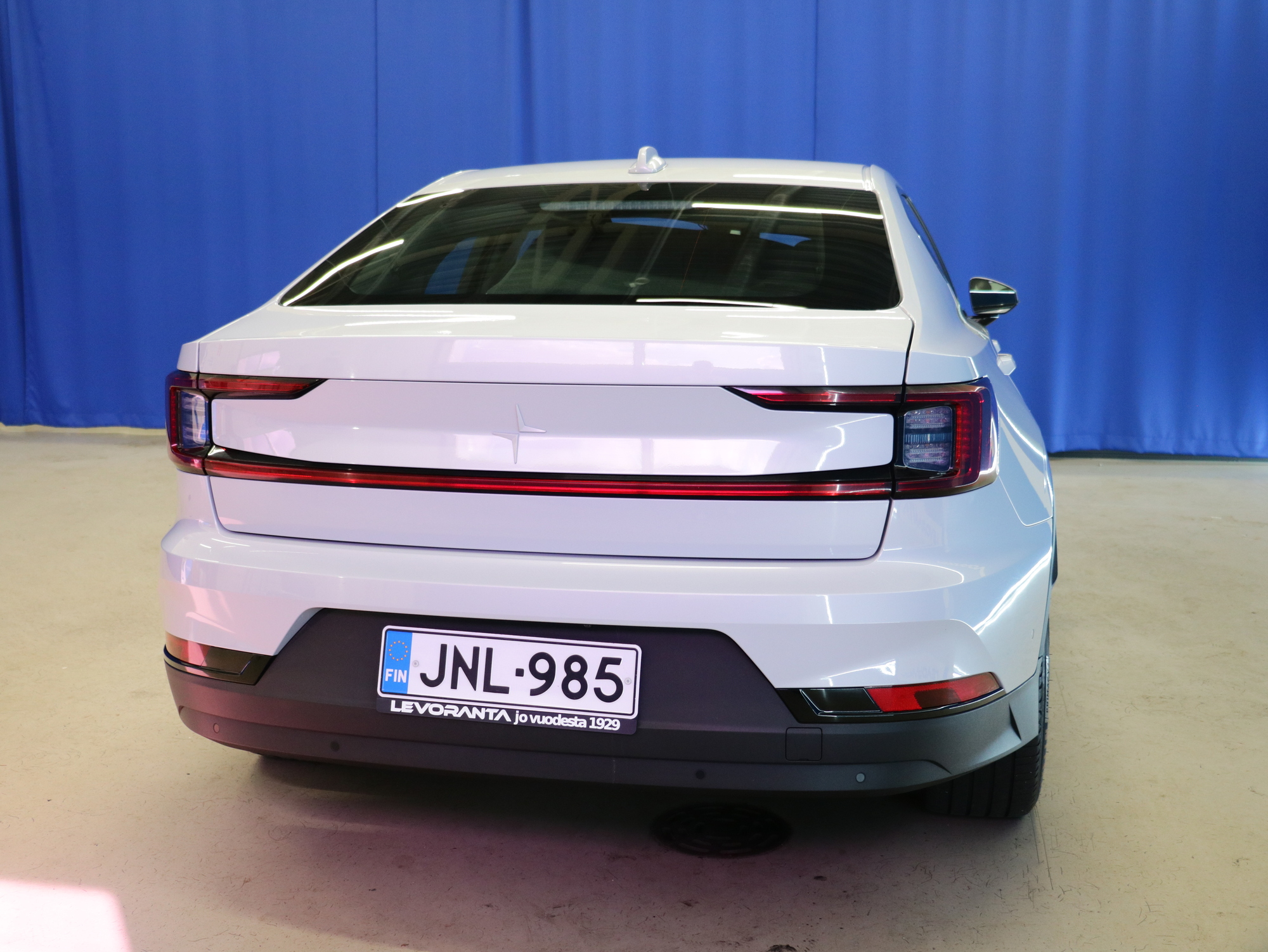 Polestar 2 2024, photo 6/33