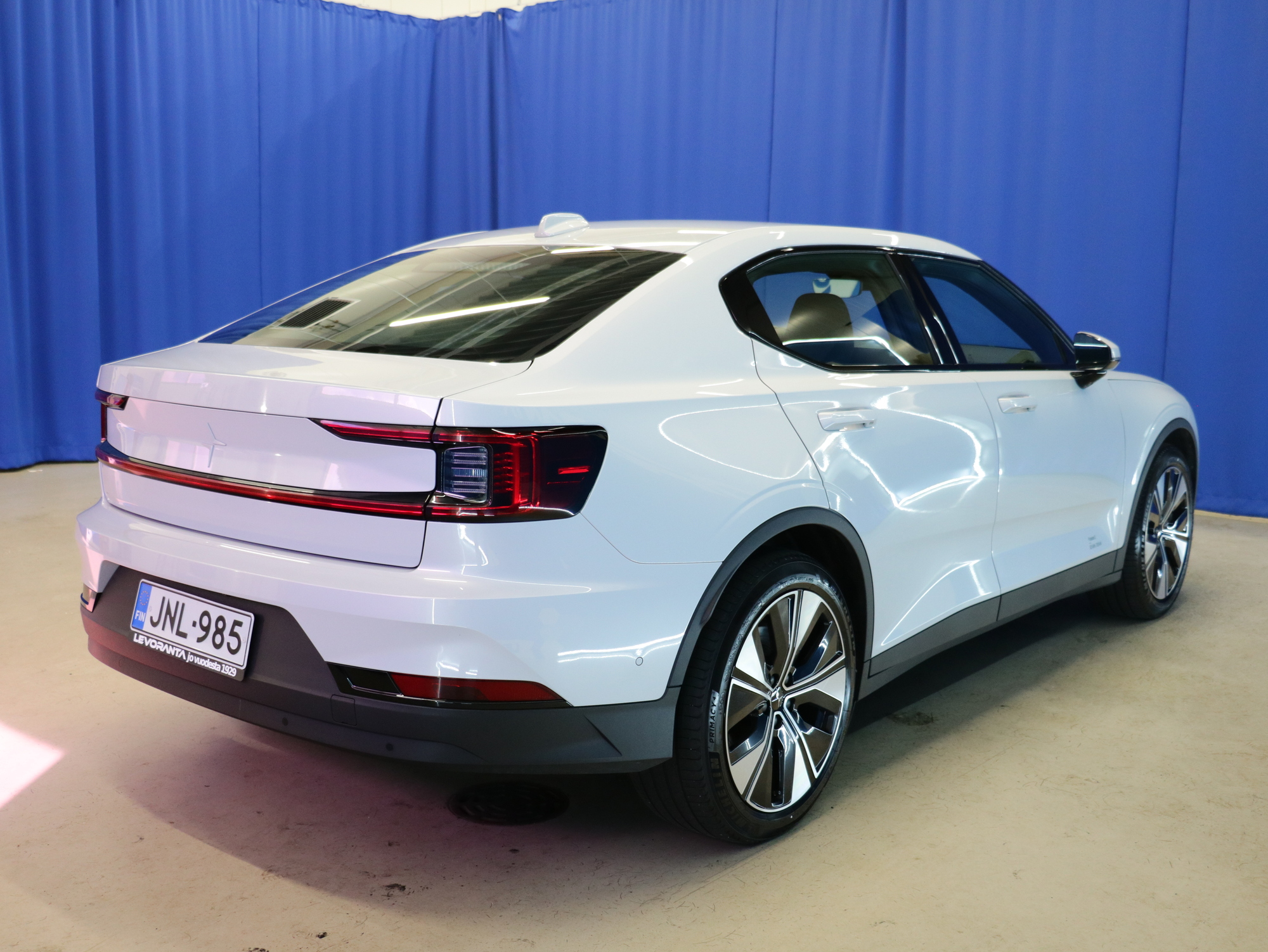 Polestar 2 2024, photo 7/33