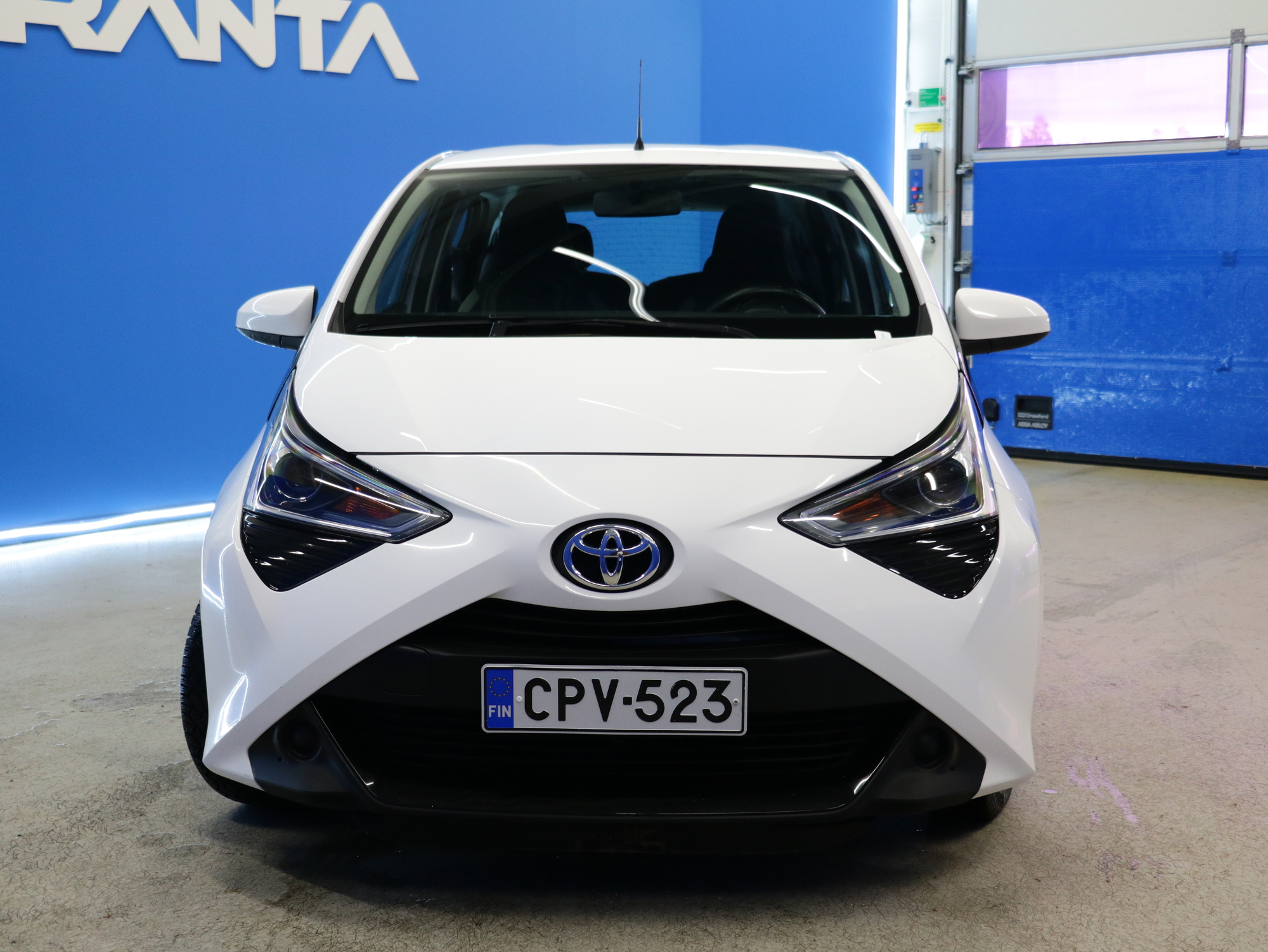Toyota Aygo 1,0 VVT-i x-play 5ov 2022, kuva 3/32