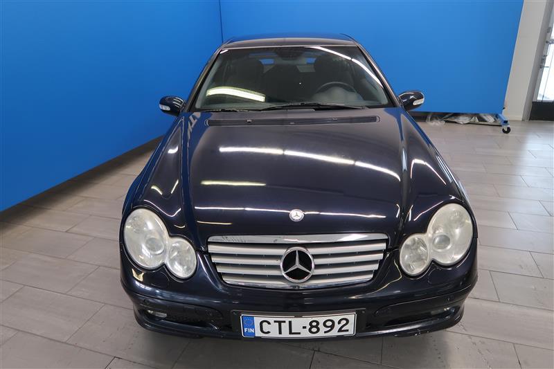 Mercedes-Benz C 2002, photo 2/21