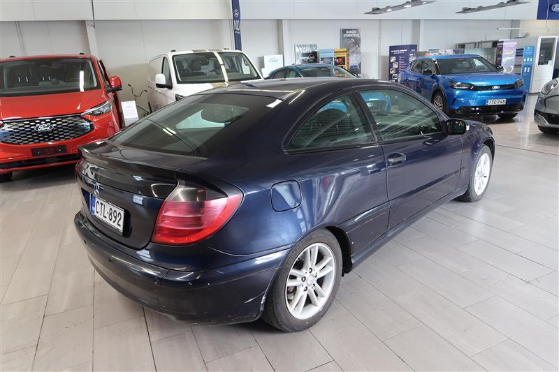 Mercedes-Benz C 2002, photo 5/21